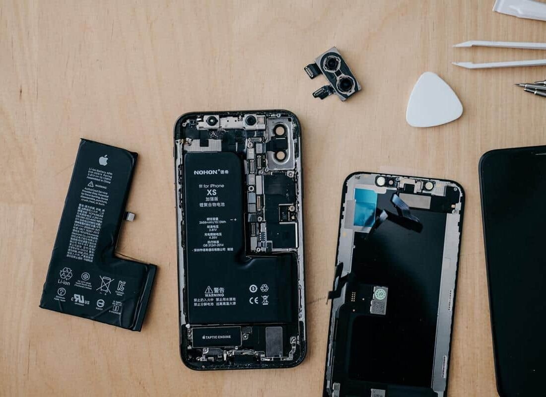 Phone Batteries Will Have to Be Easier to Remove: What the EU Rule Means for Repairs and Your Next Phone