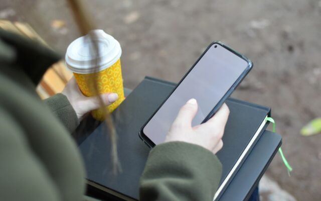 Phone Speaker Muffled or Crackling? How to Diagnose and Fix It
